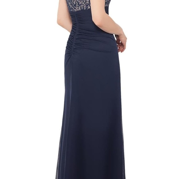 Size 12 Betsy & Adam Ruffled Maxi evening dress - Picture 2 of 3